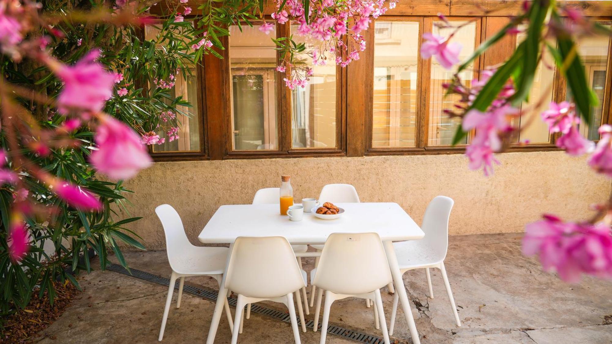 הוילה אביניון New - Parking - Wifi - Jardin - Le Refuge D'Abel מראה חיצוני תמונה